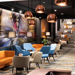 4* מלון Three Corners Downtown